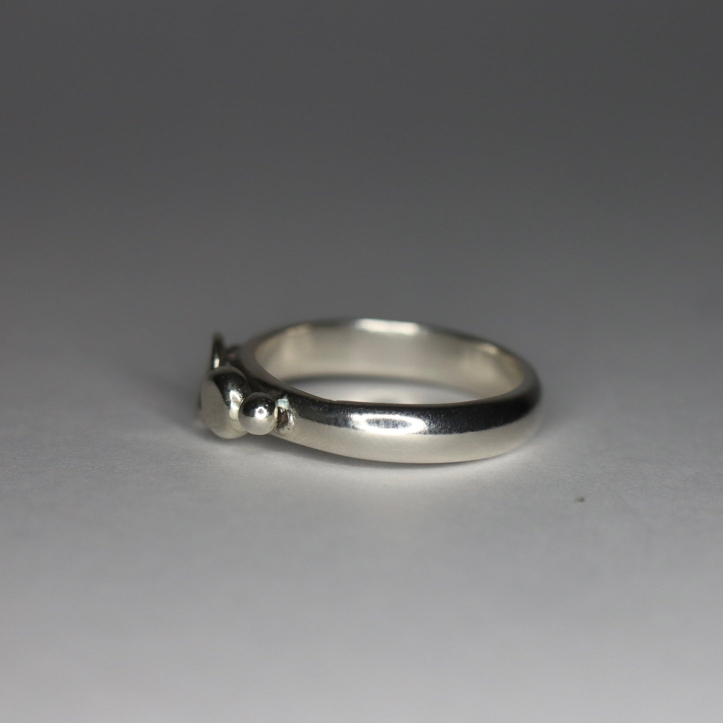 Sterling Silver ‘Silvestre’ Pebble Ring